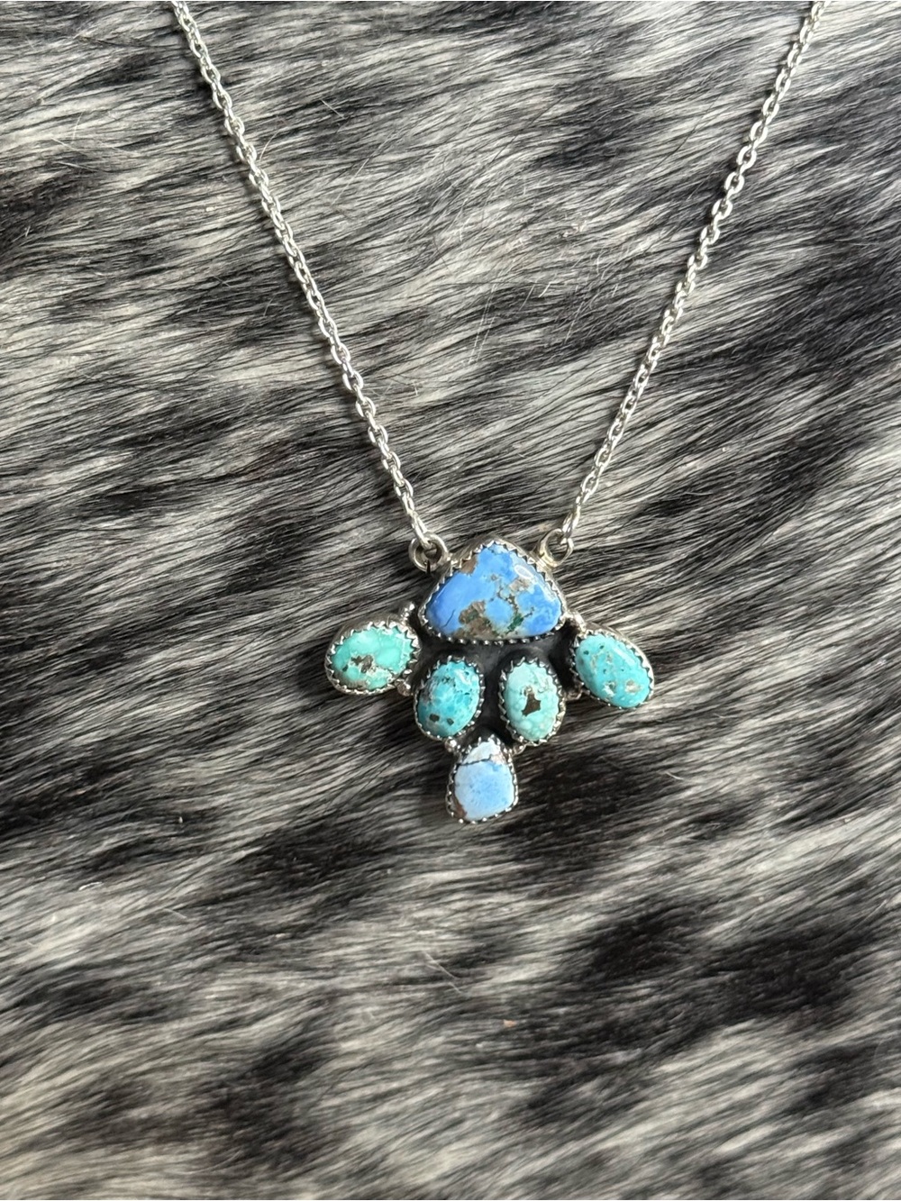 Multi Turquoise Stone Cluster Pendant Necklace - Women Jewelry